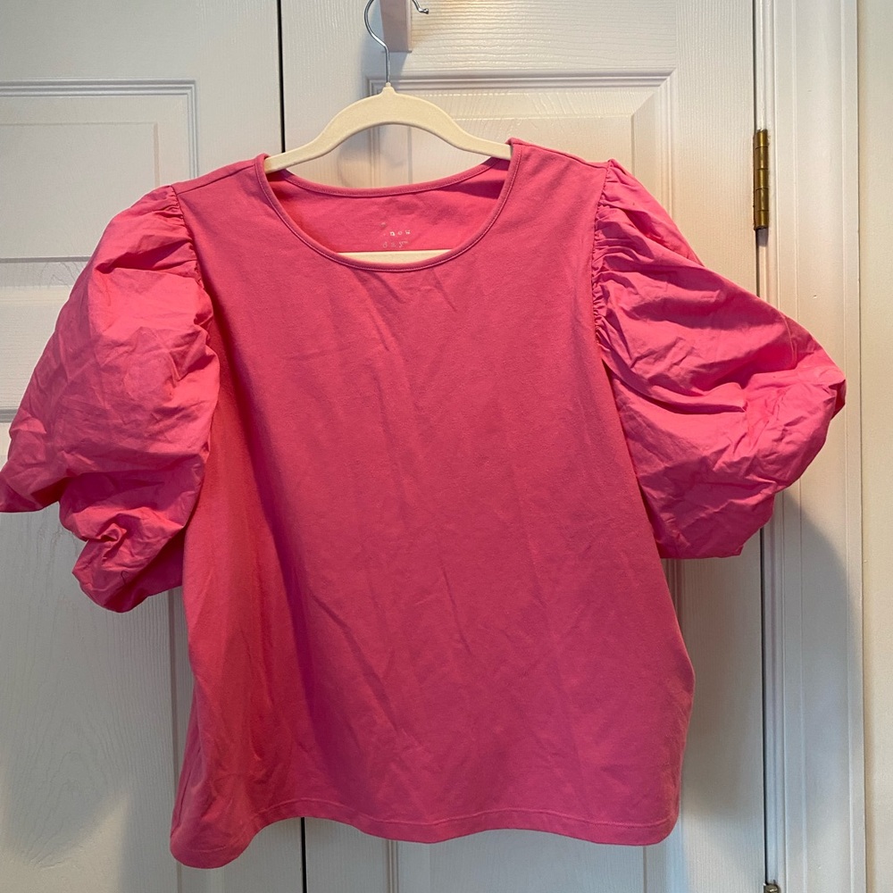 Pink puffed sleeve top